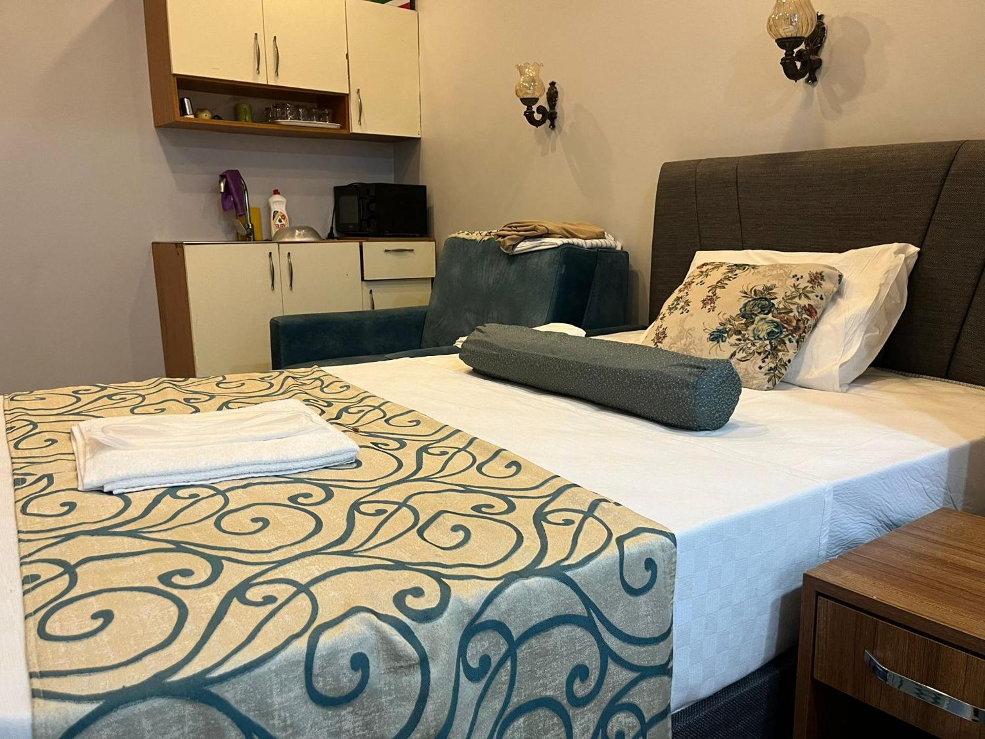 Riverland Suites Apart Hotel Istanbul Eksteriør billede