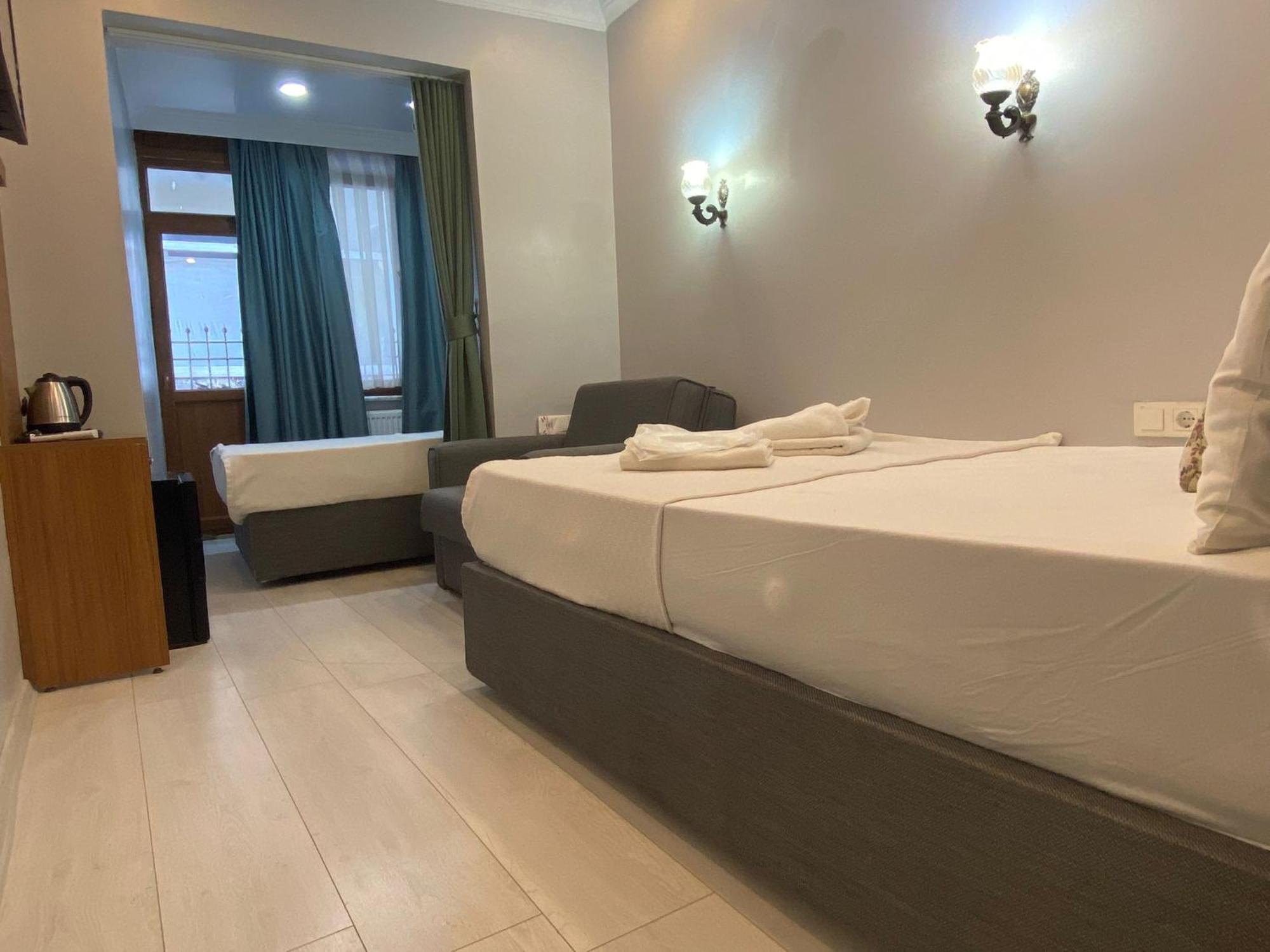 Riverland Suites Apart Hotel Istanbul Eksteriør billede